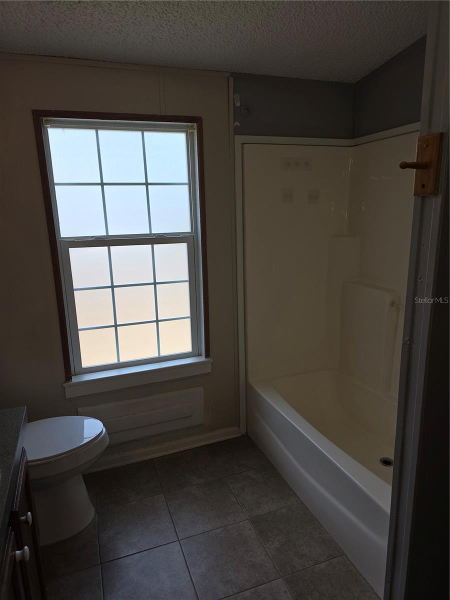 1020 Brinwood Dr Property Photo 39