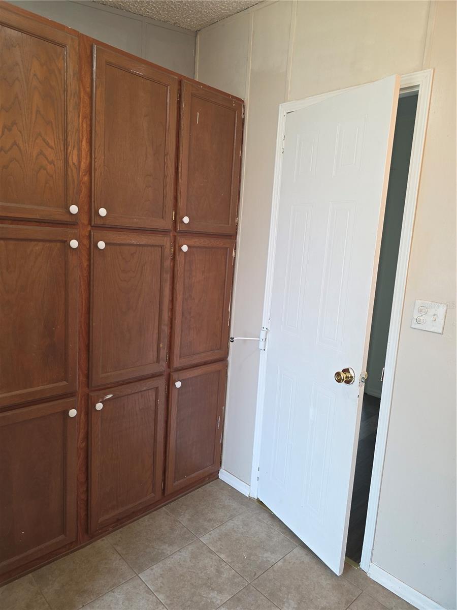 1020 Brinwood Dr Property Photo 40