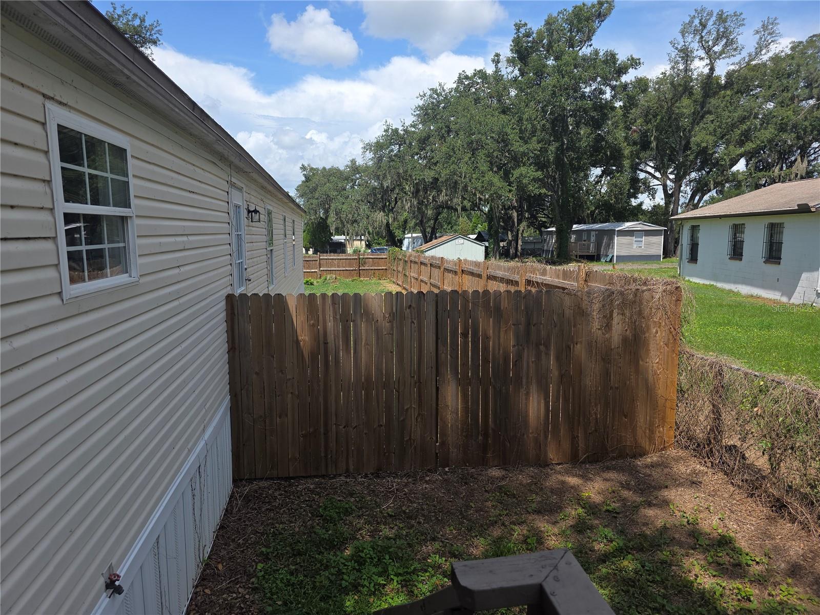 1020 Brinwood Dr Property Photo 44