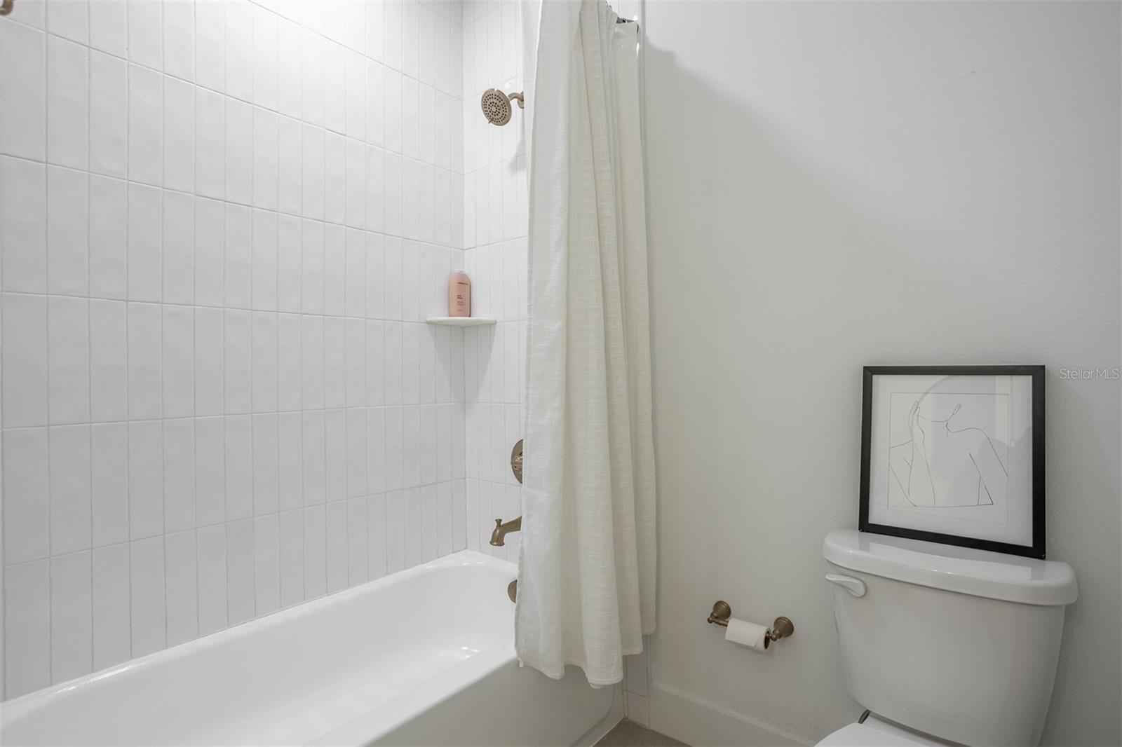 3206 W Arch St Property Photo 41