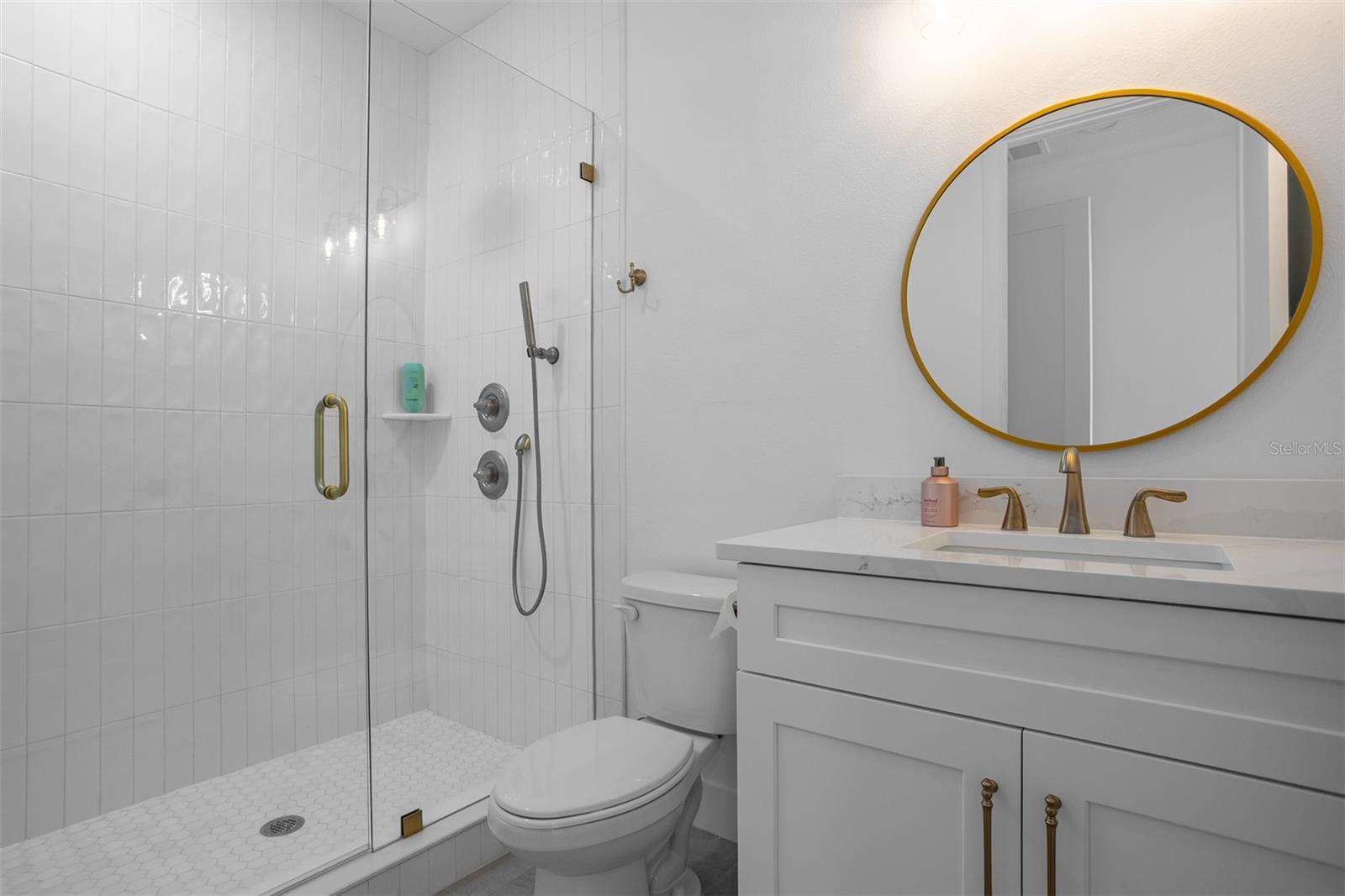 3206 W Arch St Property Photo 45