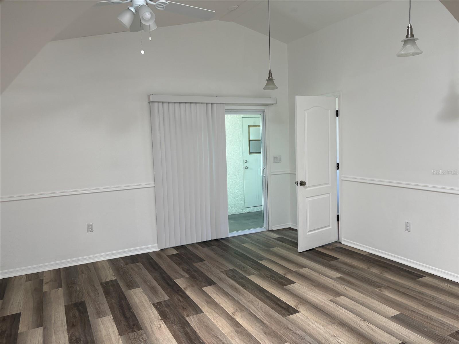 1108 Hollywood Ave Property Photo 10