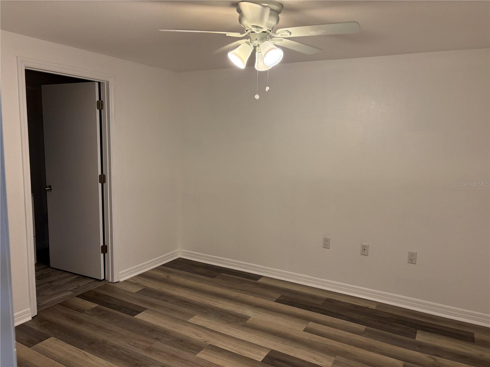 1108 Hollywood Ave Property Photo 12
