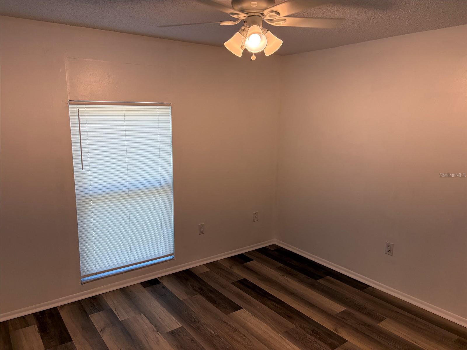 1108 Hollywood Ave Property Photo 18