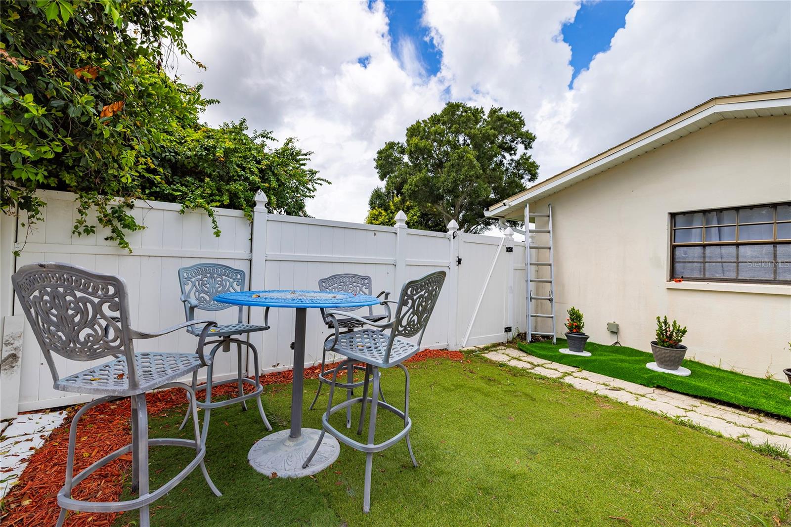 1901 Stancel Dr Property Photo 46