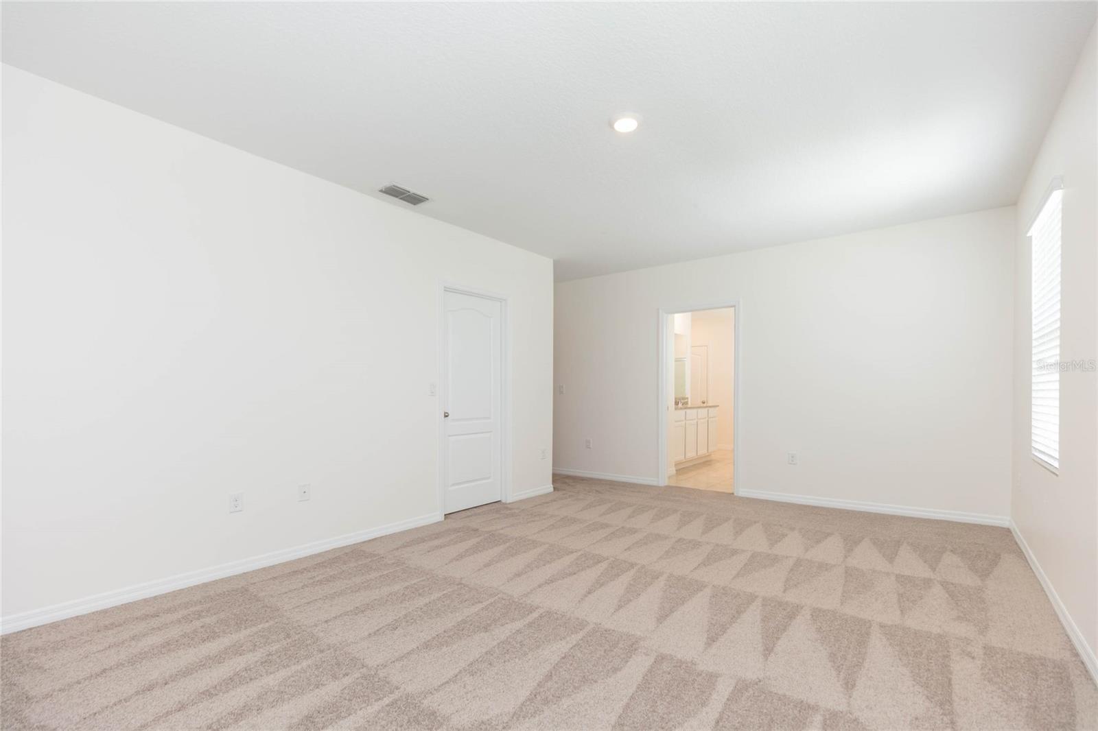478 Autumn Stream Dr Property Photo 23