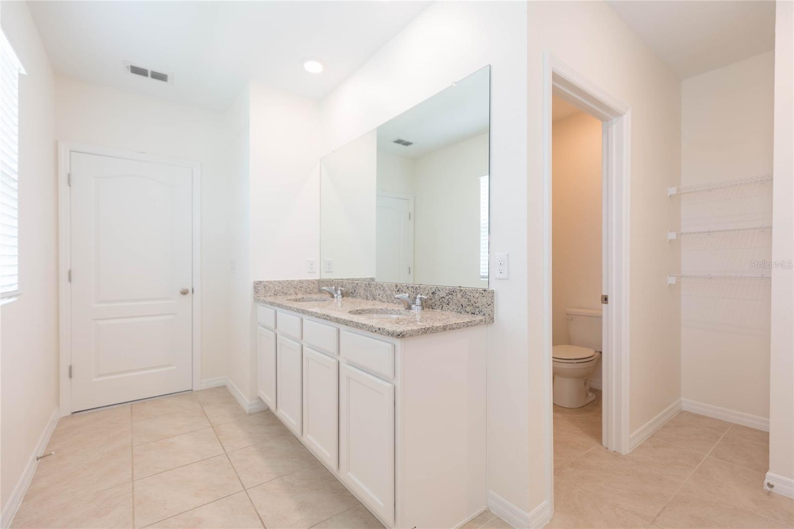 478 Autumn Stream Dr Property Photo 28
