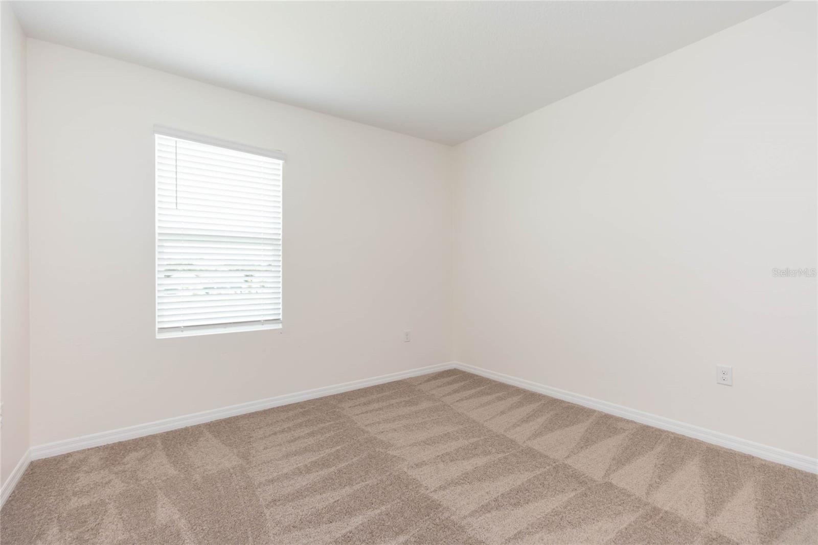 478 Autumn Stream Dr Property Photo 33