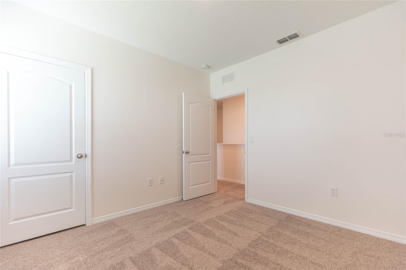 478 Autumn Stream Dr Property Photo 38