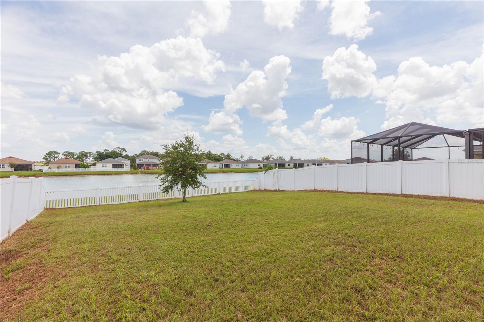 478 Autumn Stream Dr Property Photo 42