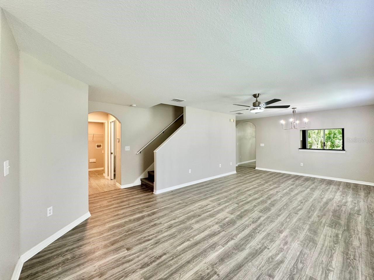 12534 Chenwood Ave Property Photo 3