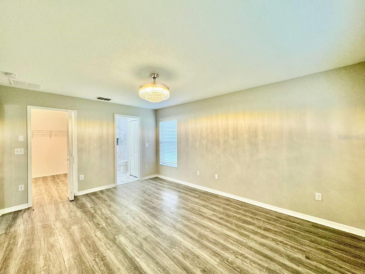 12534 Chenwood Ave Property Photo 11