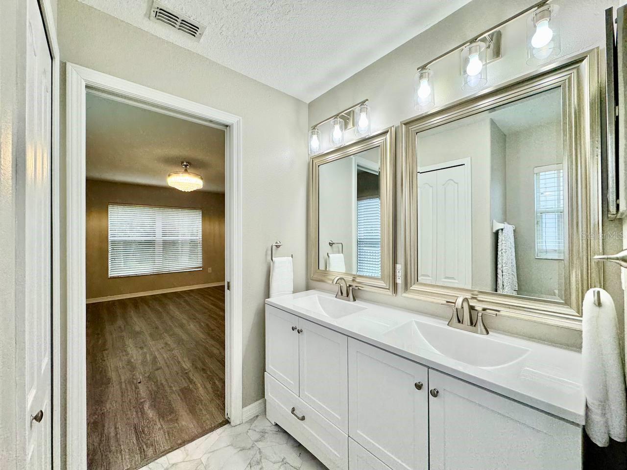 12534 Chenwood Ave Property Photo 16