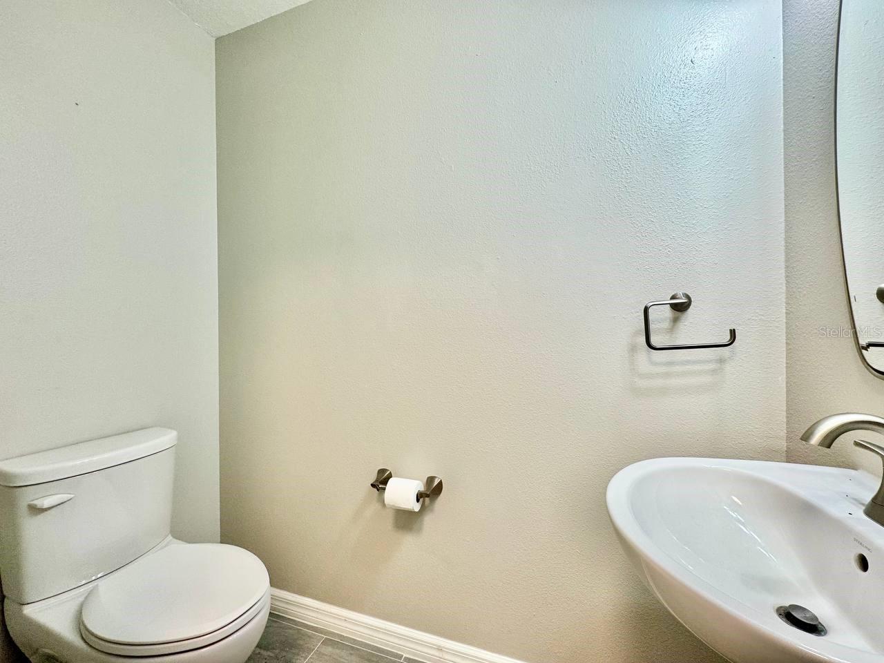 12534 Chenwood Ave Property Photo 18