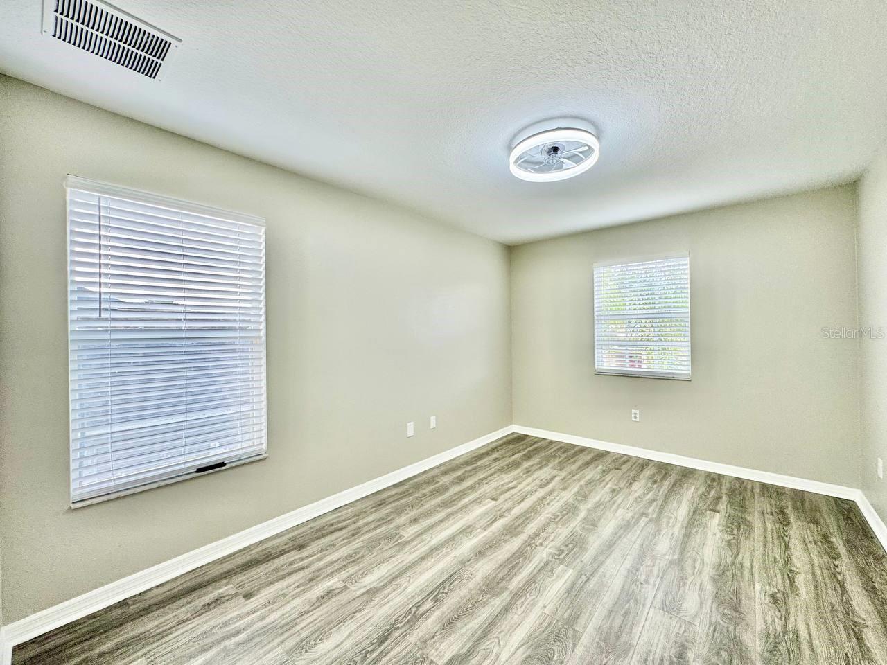 12534 Chenwood Ave Property Photo 22