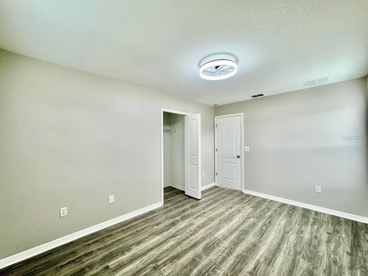 12534 Chenwood Ave Property Photo 24