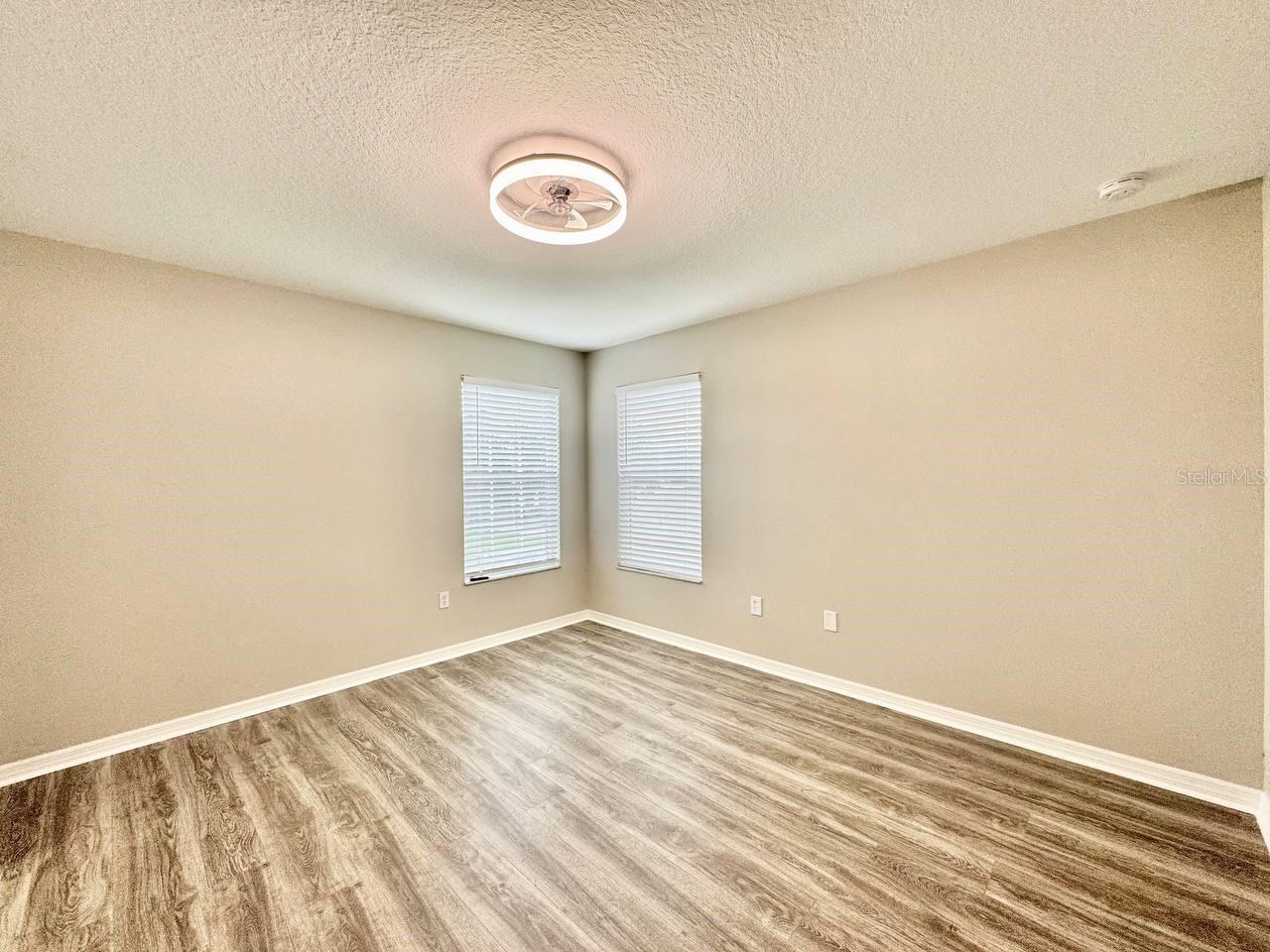 12534 Chenwood Ave Property Photo 32