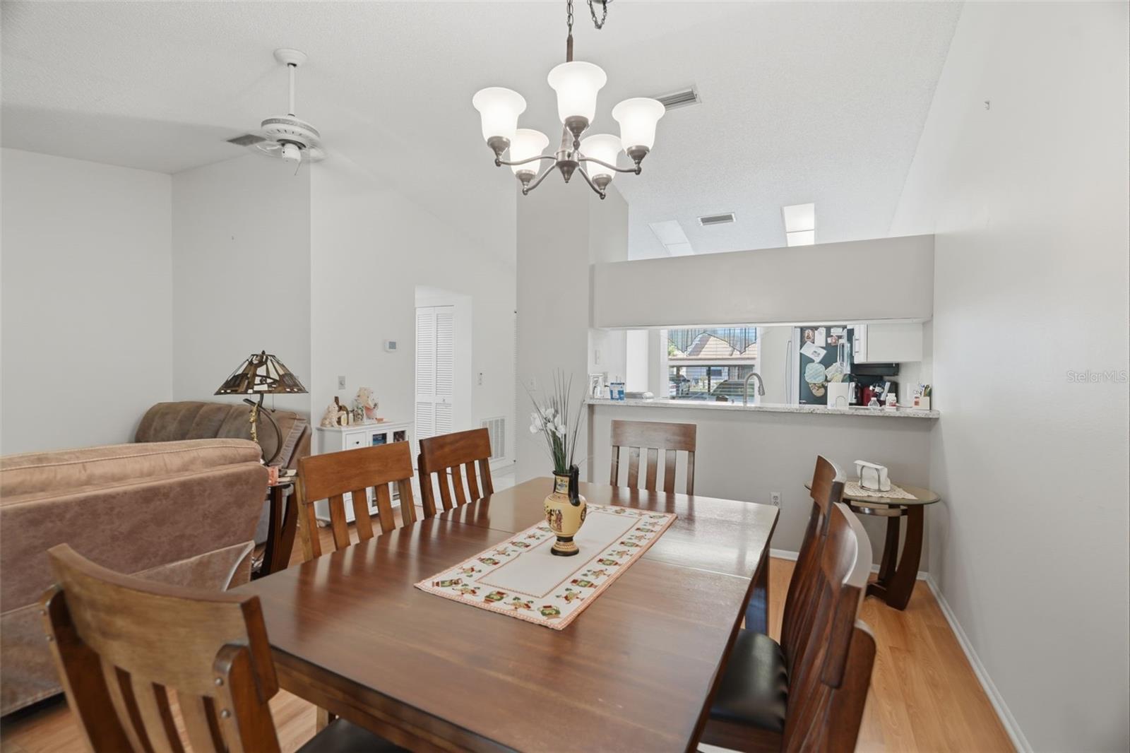 3828 Sailmaker Ln Property Photo 9