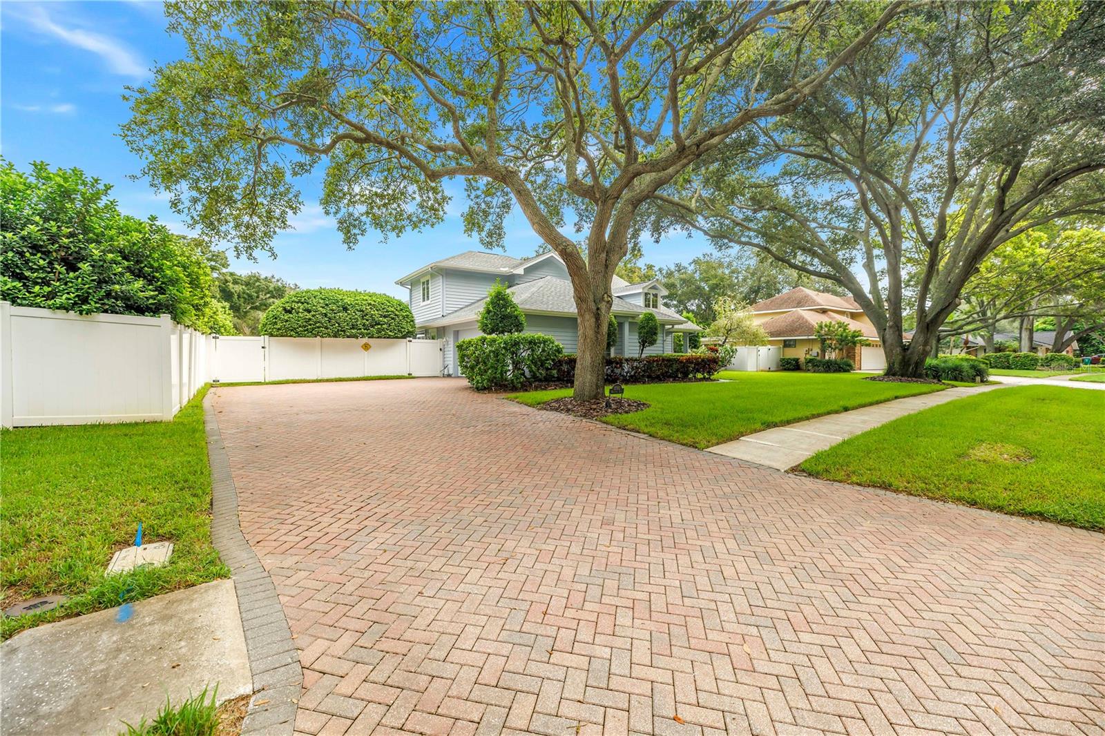 12383 Windtree Blvd Property Photo 4