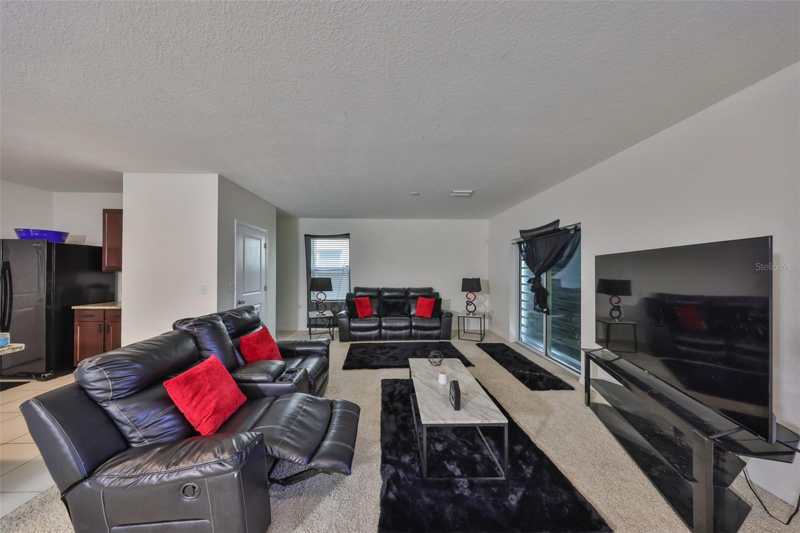 10967 Carlton Fields Dr Property Photo 4