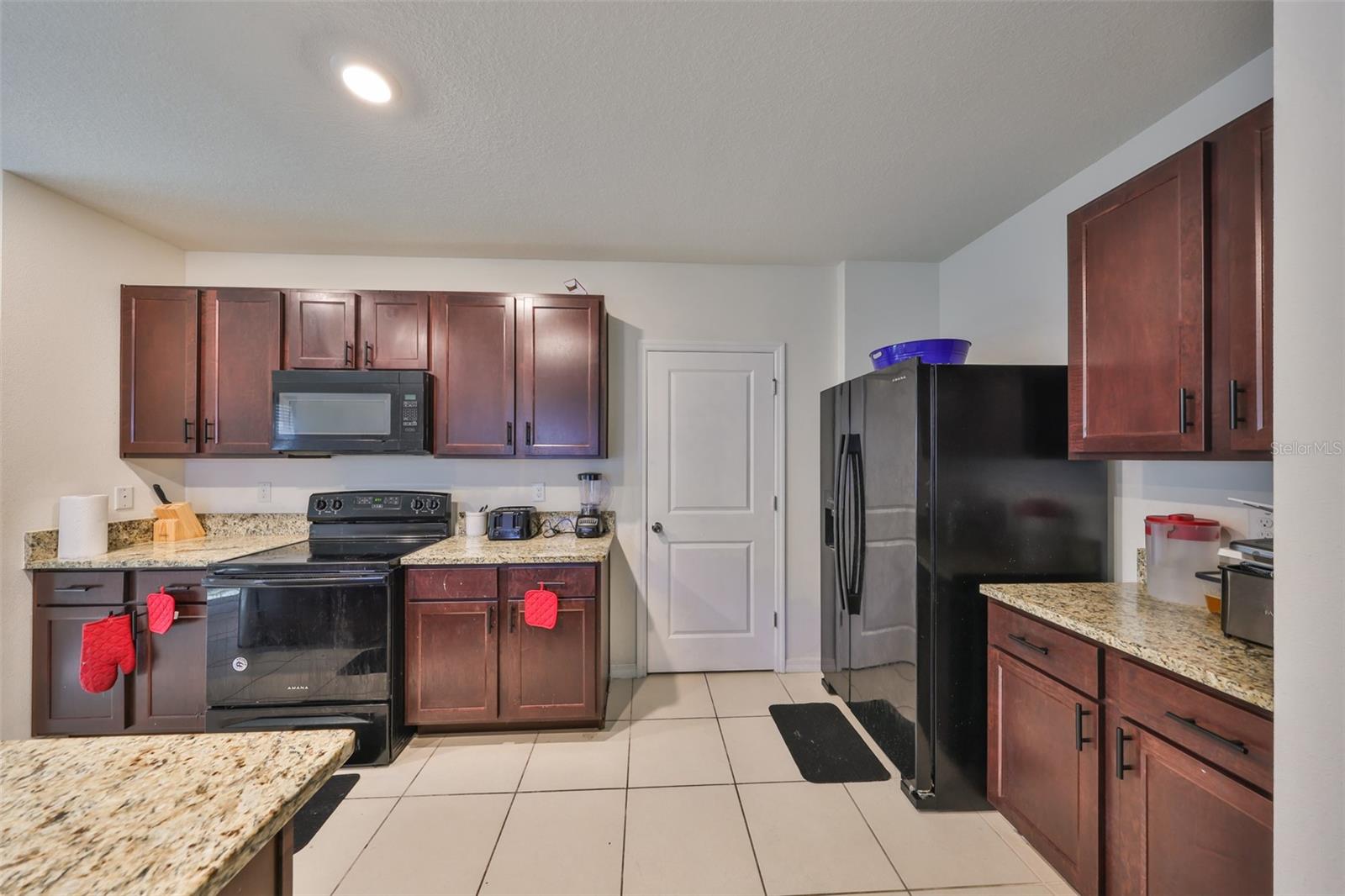 10967 Carlton Fields Dr Property Photo 10