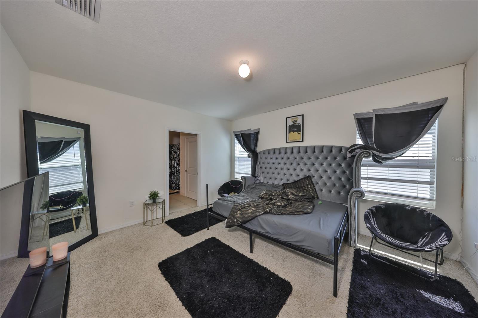 10967 Carlton Fields Dr Property Photo 12