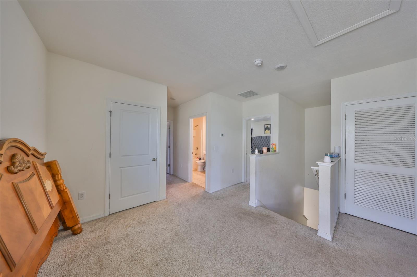 10967 Carlton Fields Dr Property Photo 17