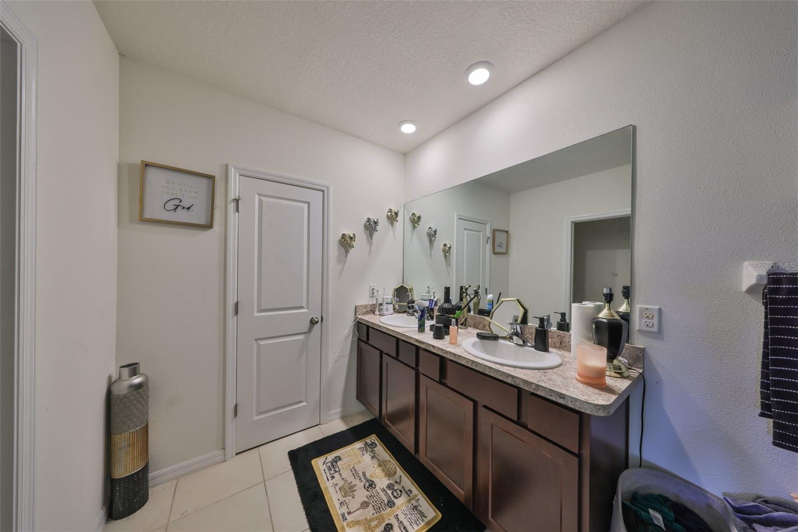 10967 Carlton Fields Dr Property Photo 23