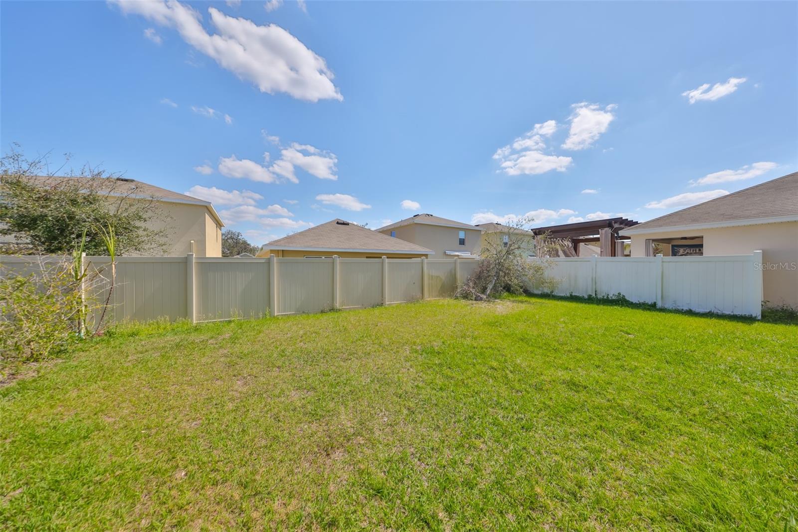 10967 Carlton Fields Dr Property Photo 25
