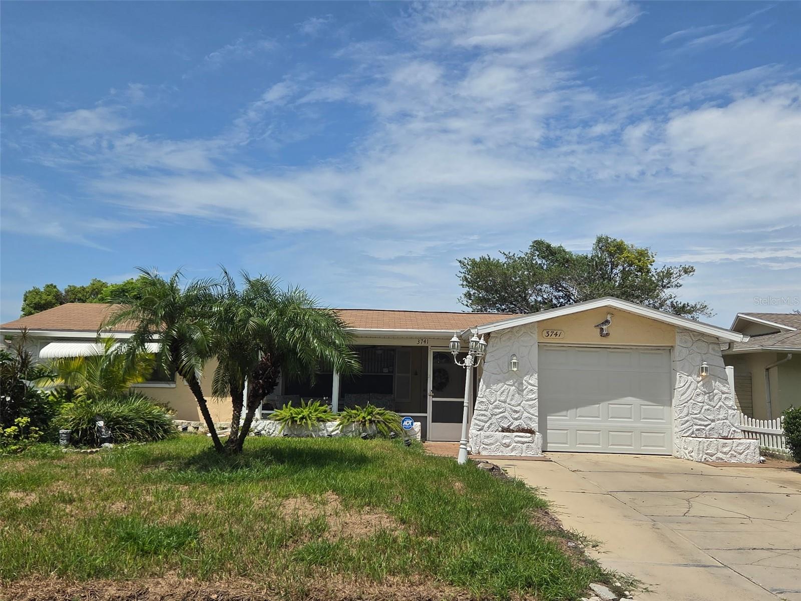 3741 Chaffey Dr Property Photo 2