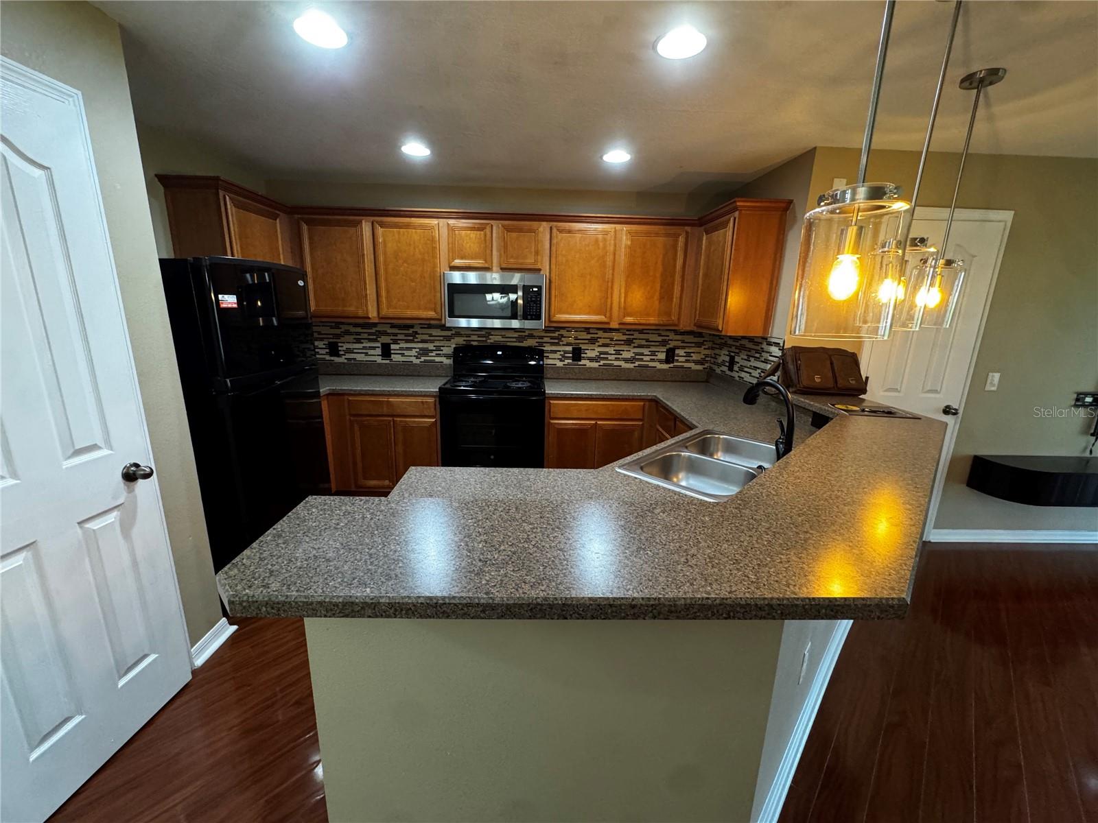 10851 Kensington Park Ave Property Photo 12