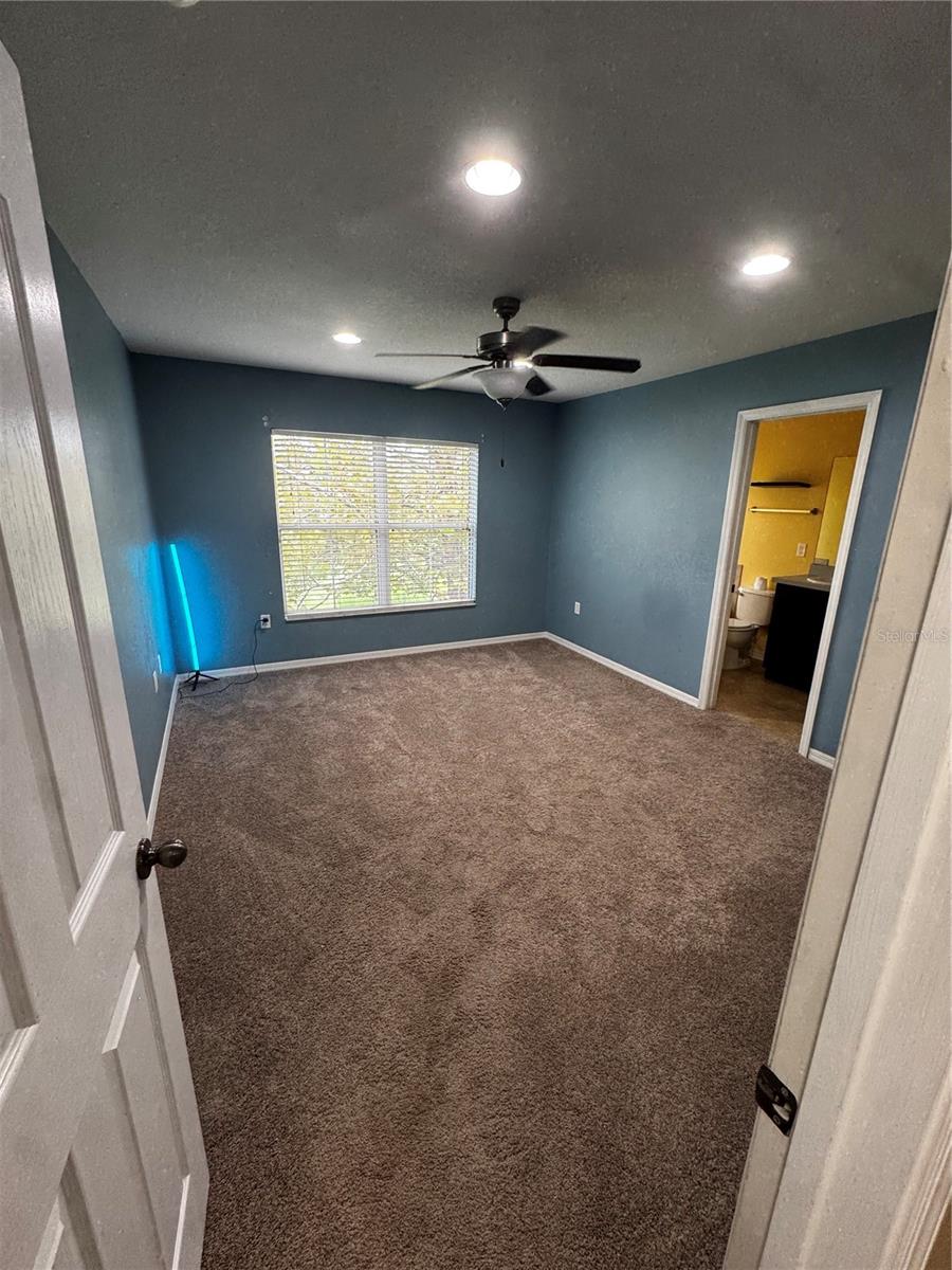 10851 Kensington Park Ave Property Photo 16