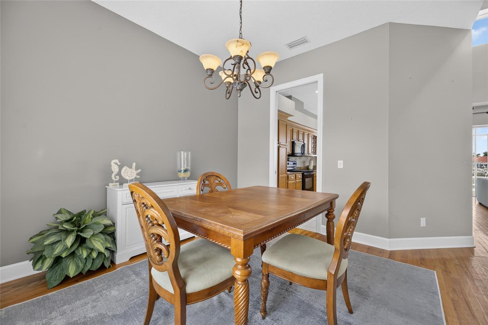 1231 Acappella Ln Property Photo 15