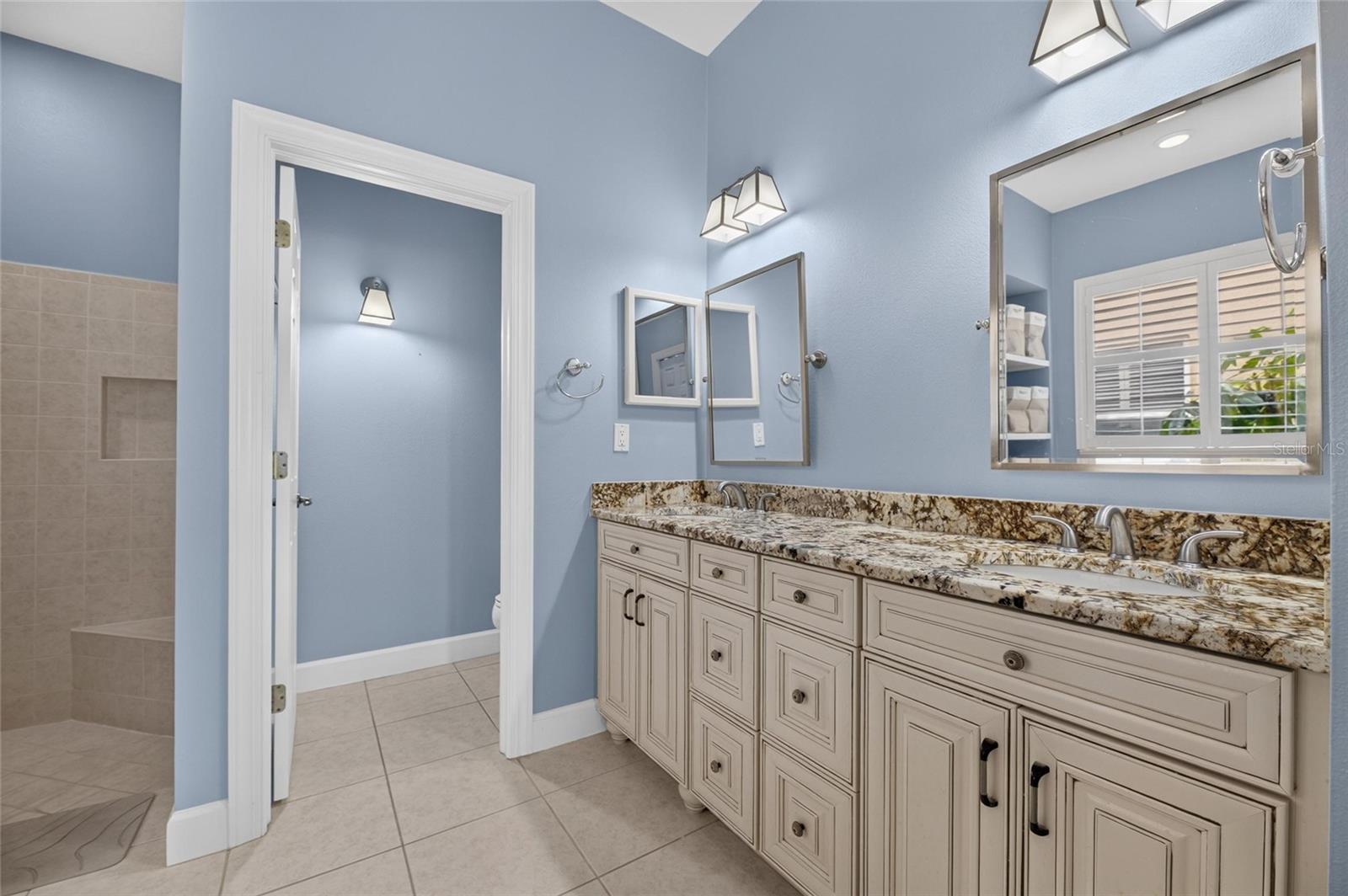 1231 Acappella Ln Property Photo 45