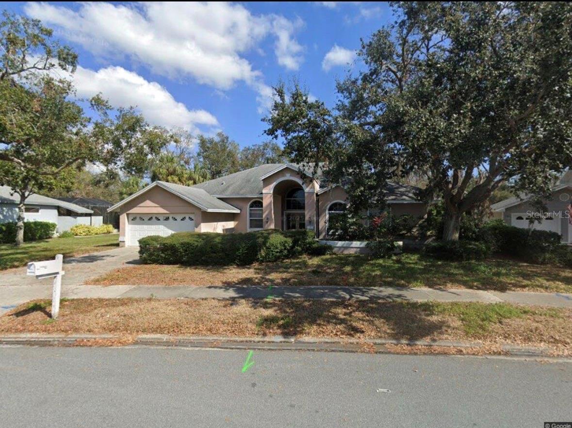 995 Weathersfield Dr Property Photo 1