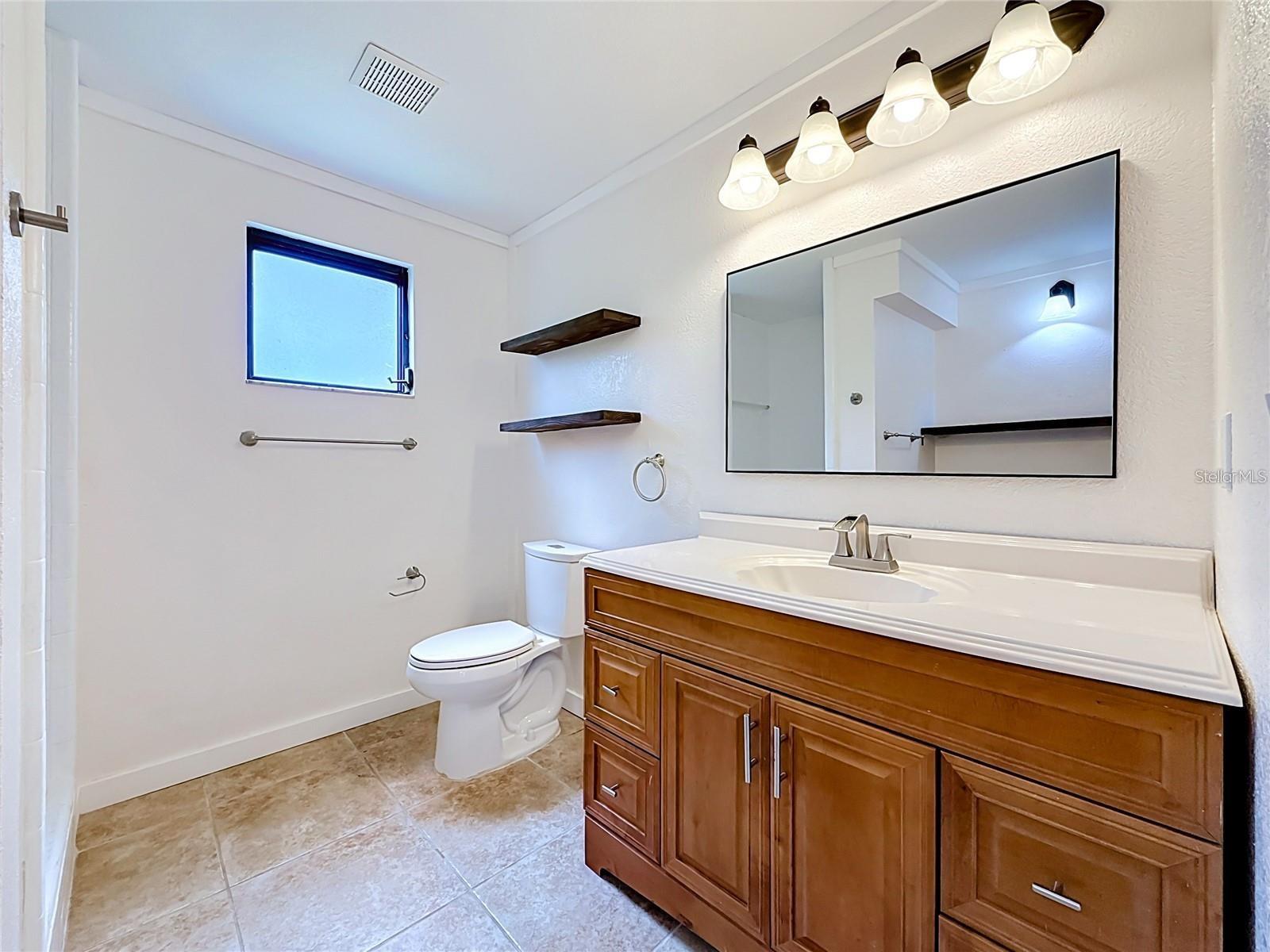 12756 Poinsettia Ave Property Photo 18
