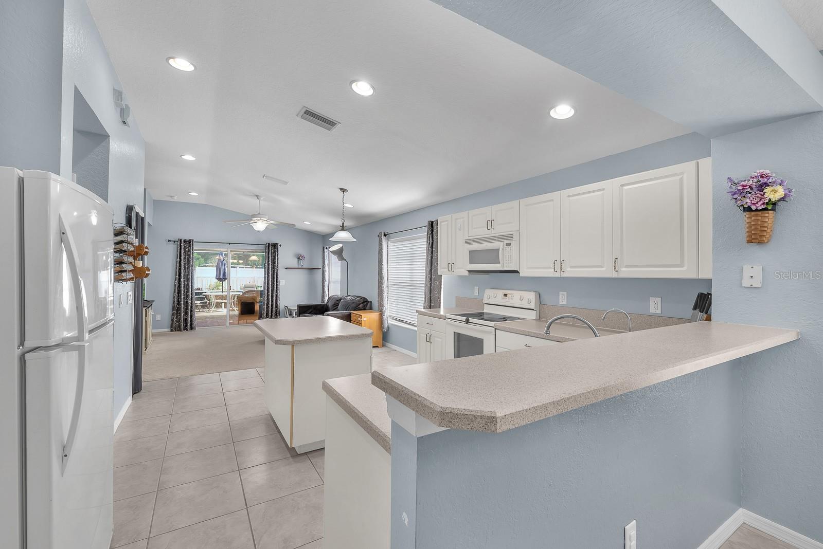 11433 Bay Gardens Loop Property Photo 6