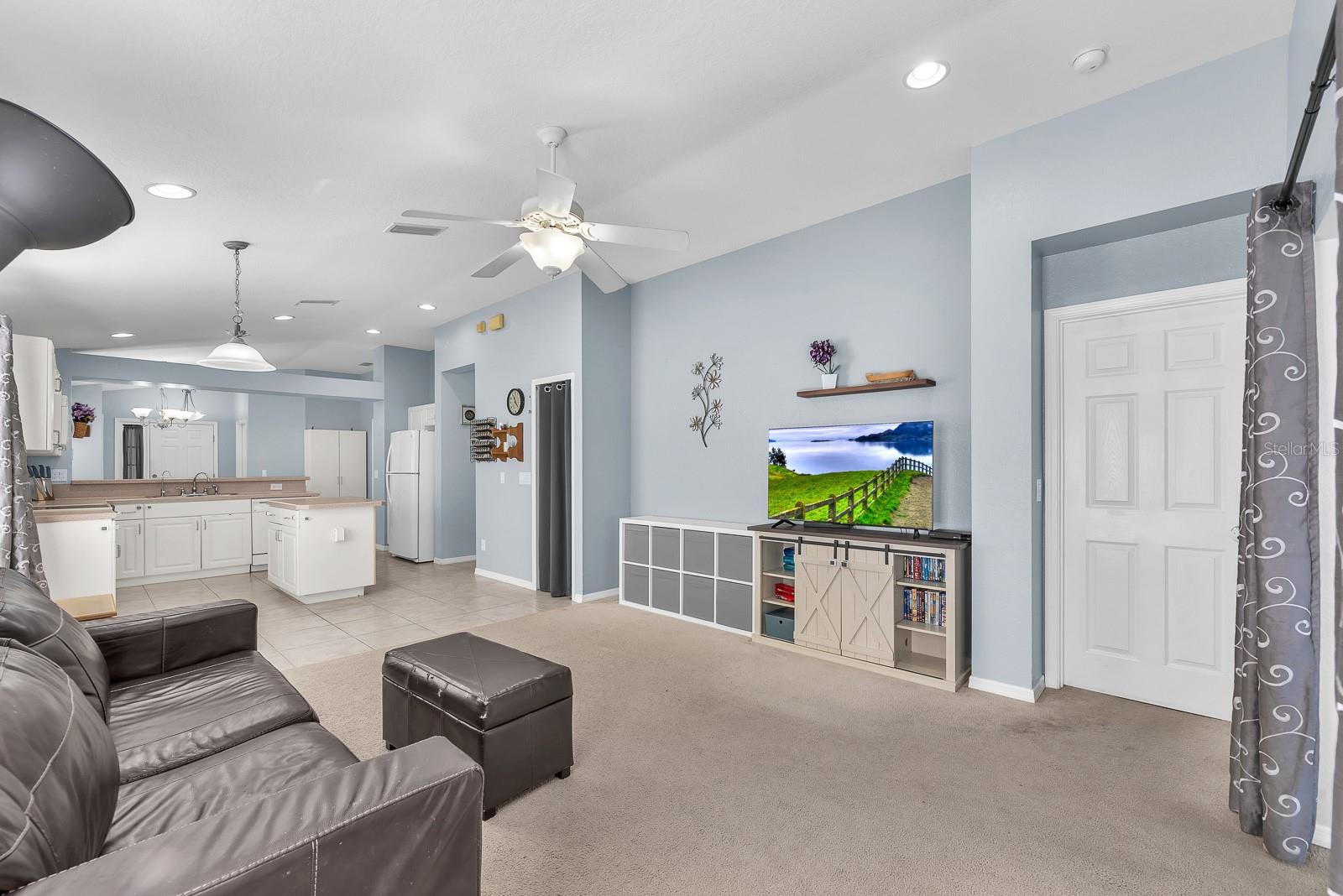 11433 Bay Gardens Loop Property Photo 9