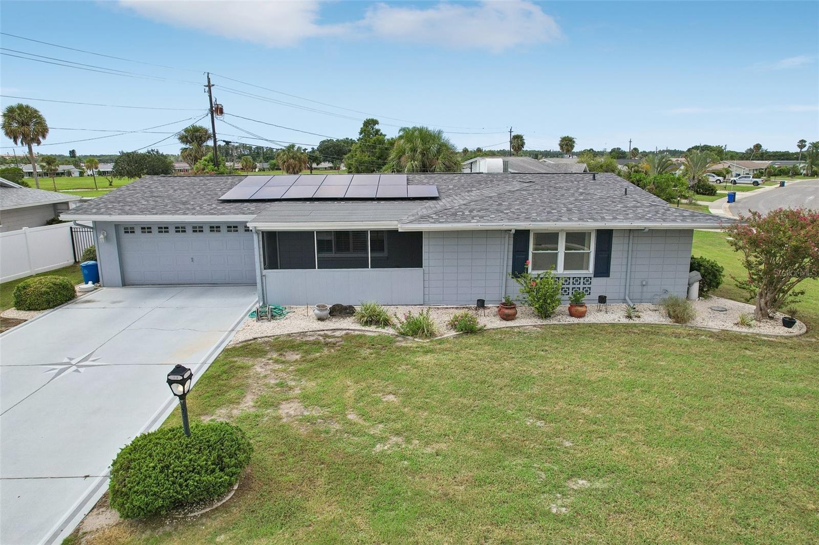 1001 La Jolla Ave Property Photo 1