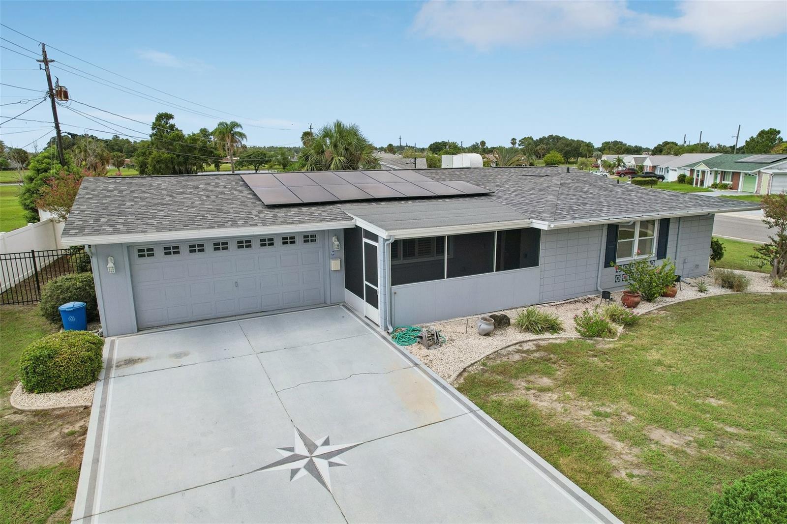 1001 La Jolla Ave Property Photo 2