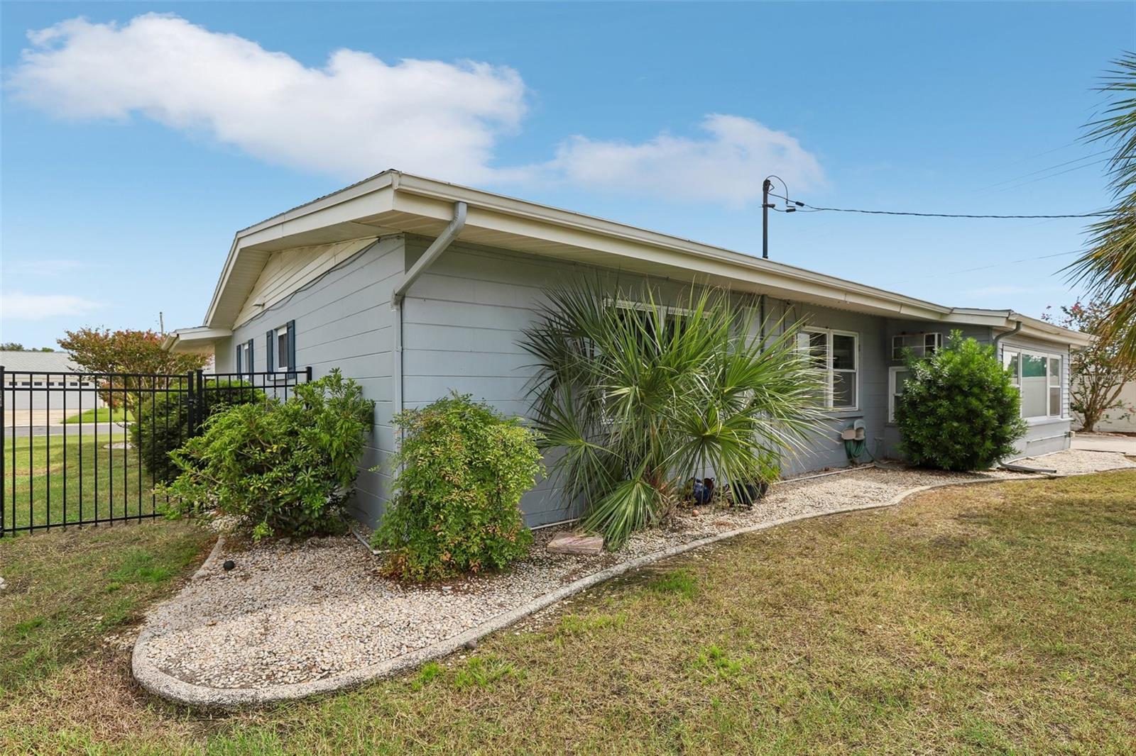 1001 La Jolla Ave Property Photo 50