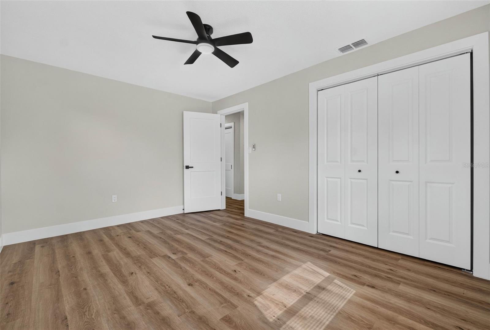 655 Travis Ct Property Photo 34