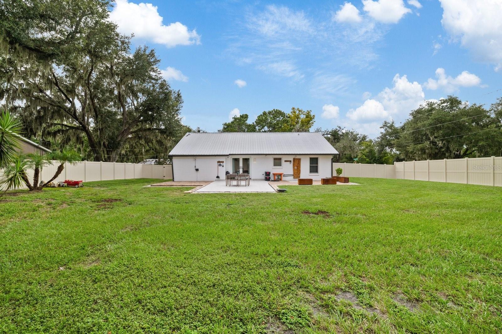 12630 Magnolia St Property Photo 33