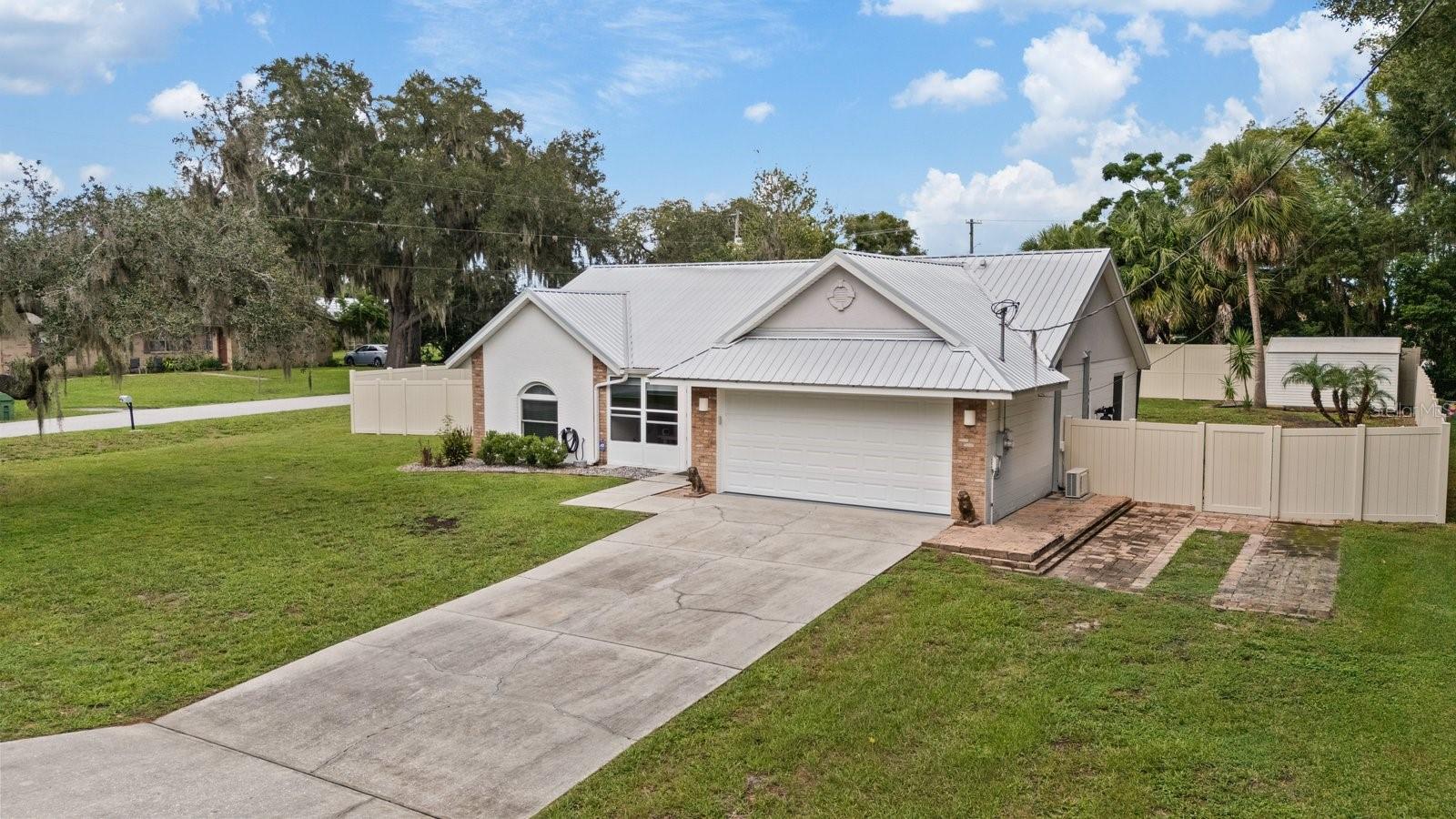 12630 Magnolia St Property Photo 40