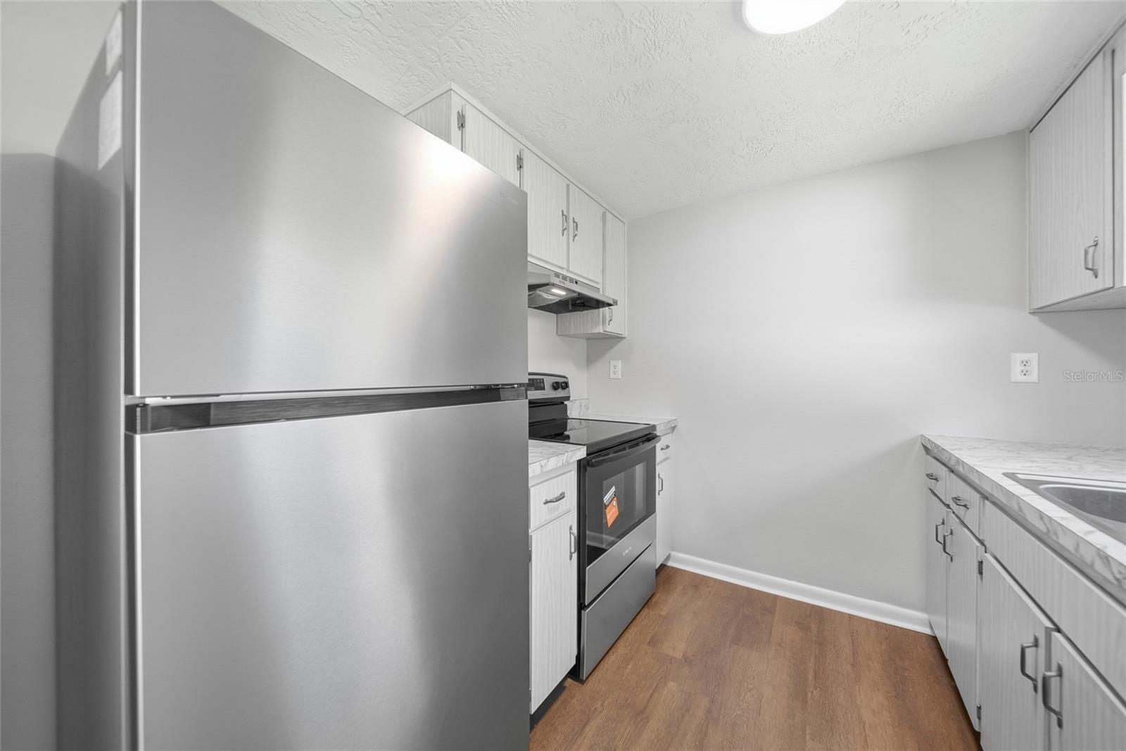 52 S Jefferson St Property Photo 8