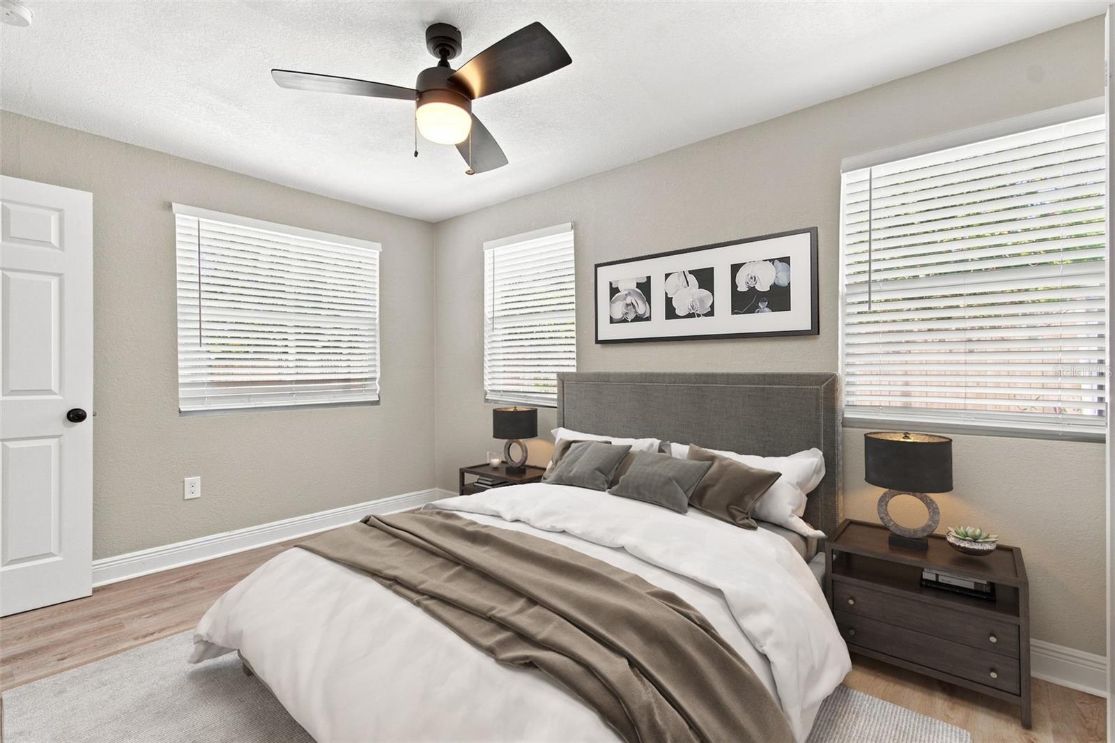 1217 E Norfolk St Property Photo 6