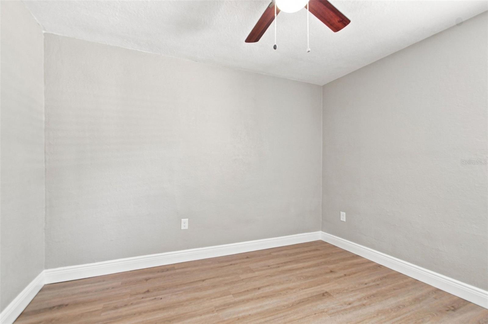 1217 E Norfolk St Property Photo 11