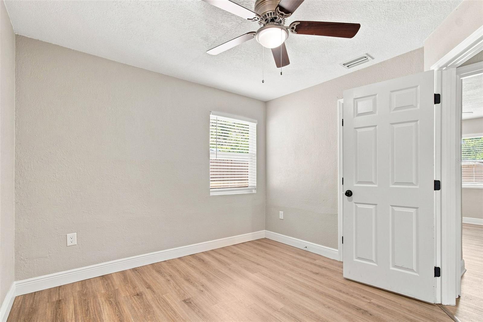 1217 E Norfolk St Property Photo 12