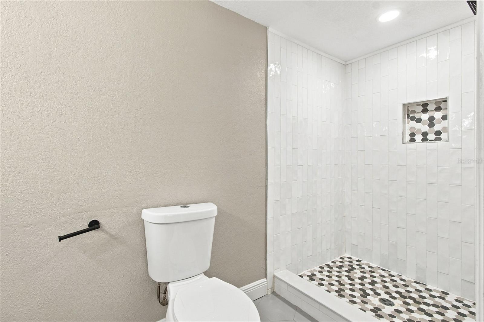 1217 E Norfolk St Property Photo 27