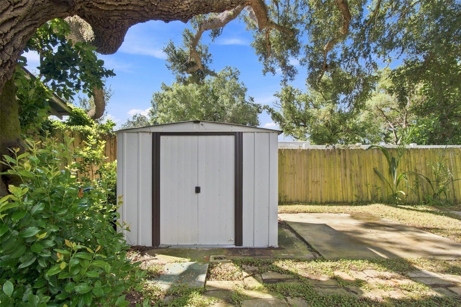 1217 E Norfolk St Property Photo 31